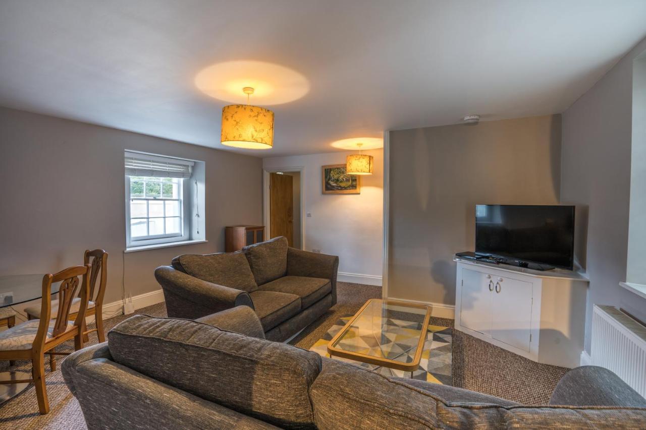 Апартаменты Trinity Mews Торки Экстерьер фото